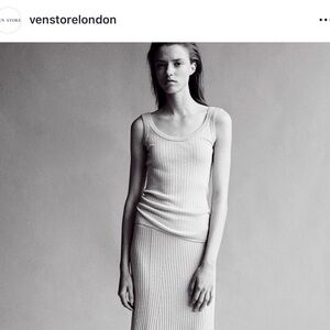 Venstore London Ribbed Tank Top, gray, size L. Wool, cashmere, silk blend.